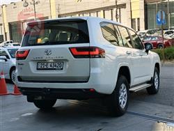 تويوتا لاندكروزر